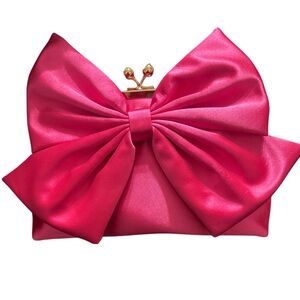Elegant Pink Bow Clutch